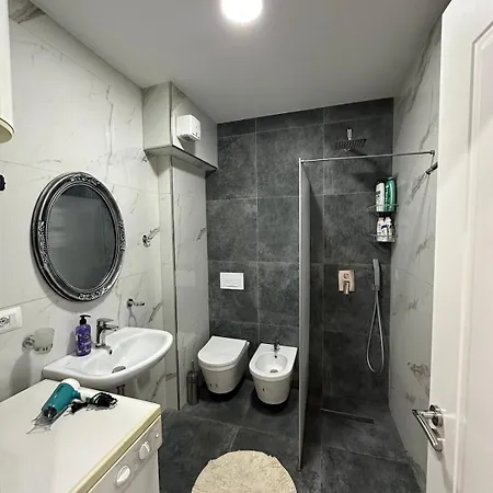 Apartment Bliss Bazaar Tirana